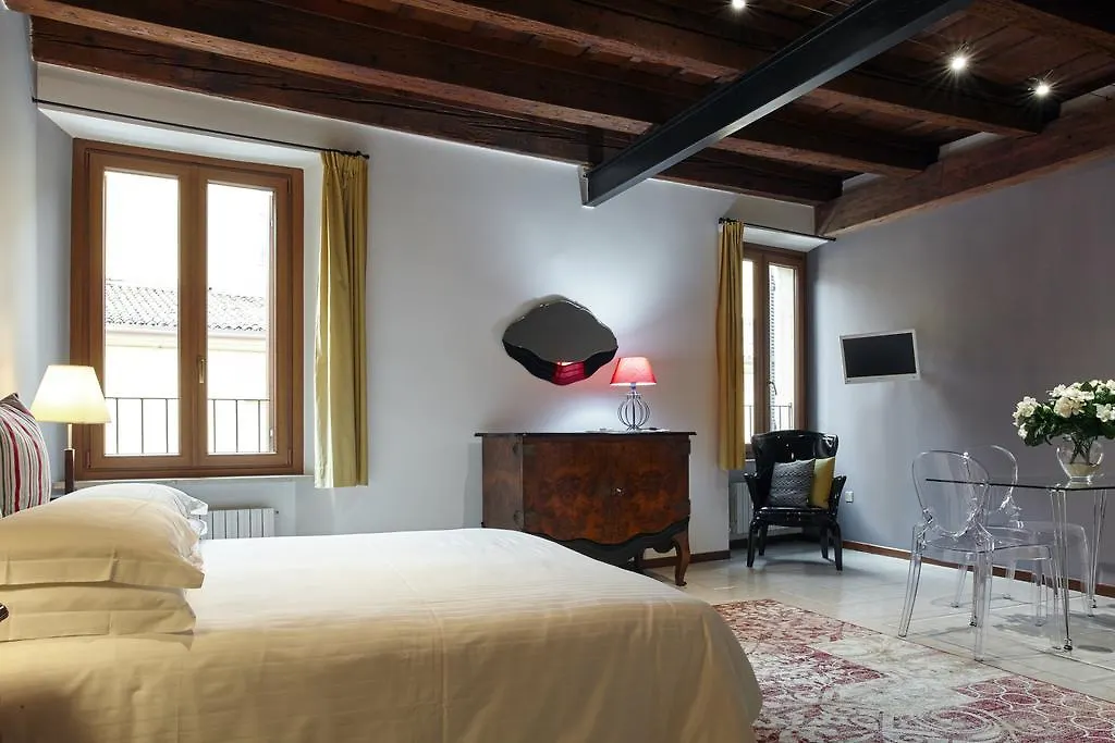 L'Ospite Appartamenti Verona Italy